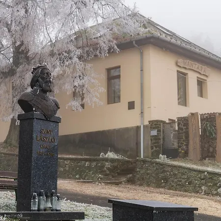 Mantara Vendeghaz Guest house Matraszentlaszlo